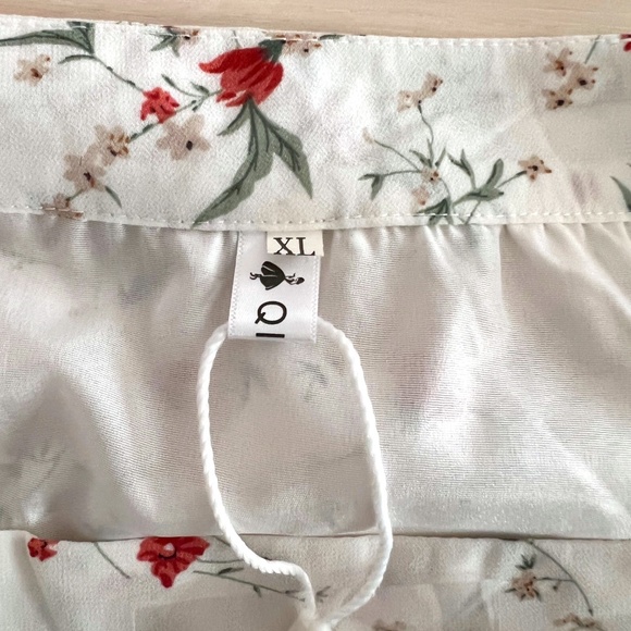 NWT White Summer Dress with Flowers Size Large to XL - Picture 5 of 9